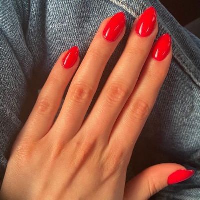 MANICURE
